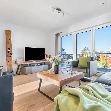 Ostsee-ferienwohnung Meeresflüstern Für 4, Modern, Meerblick, Sauna, Terrasse, Nah Am Apartamento Olpenitz