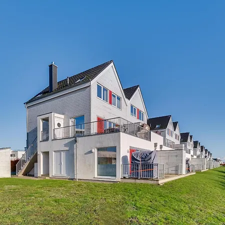 Ostsee-ferienwohnung Meeresflüstern Für 4, Modern, Meerblick, Sauna, Terrasse, Nah Am