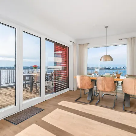 Ostsee-ferienwohnung Meeresflüstern Für 4, Modern, Meerblick, Sauna, Terrasse, Nah Am Apartamento *